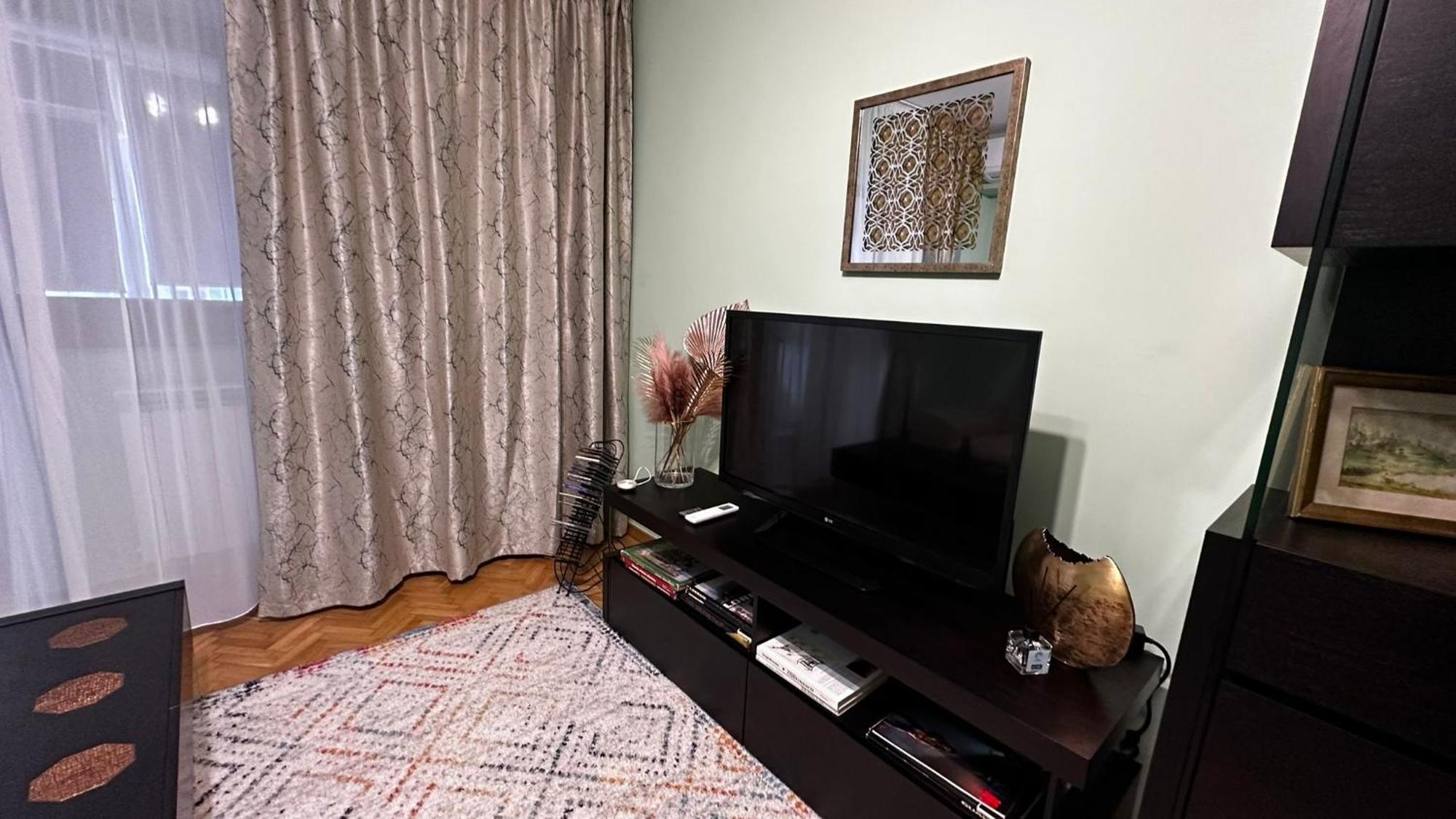 Sofiart Apartment Bukarest Kültér fotó