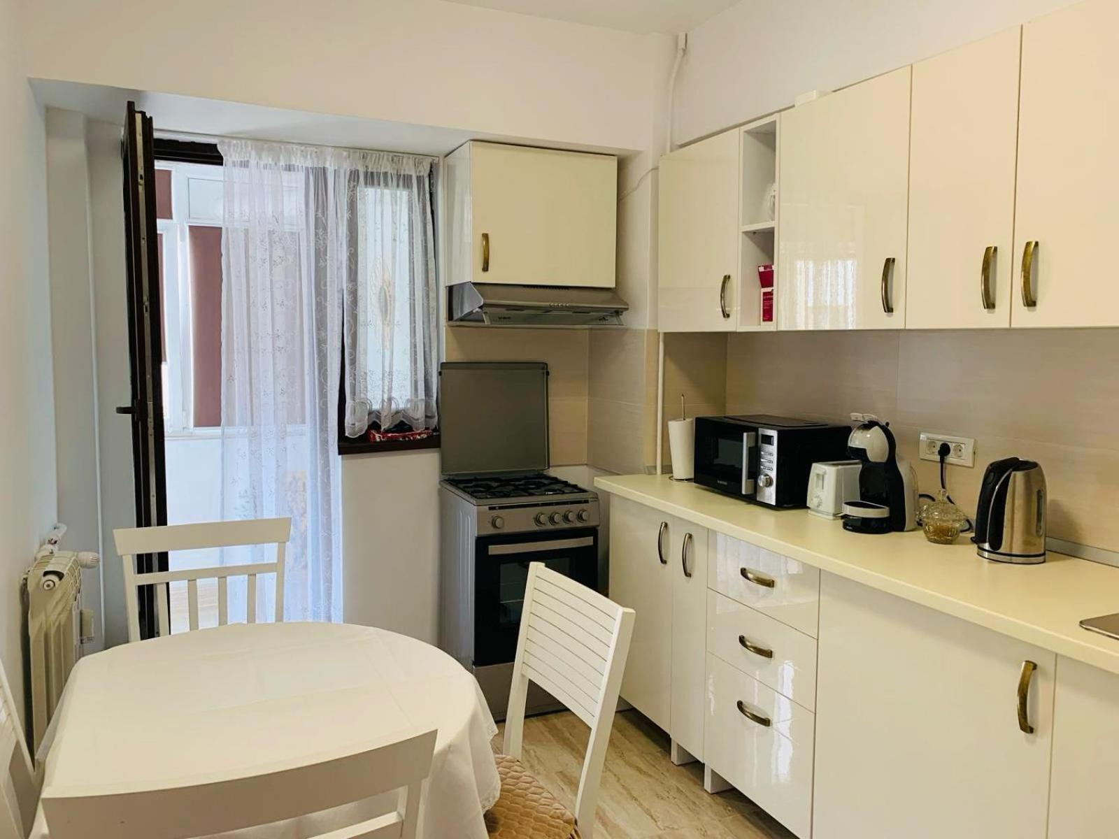 Sofiart Apartment Bukarest Kültér fotó