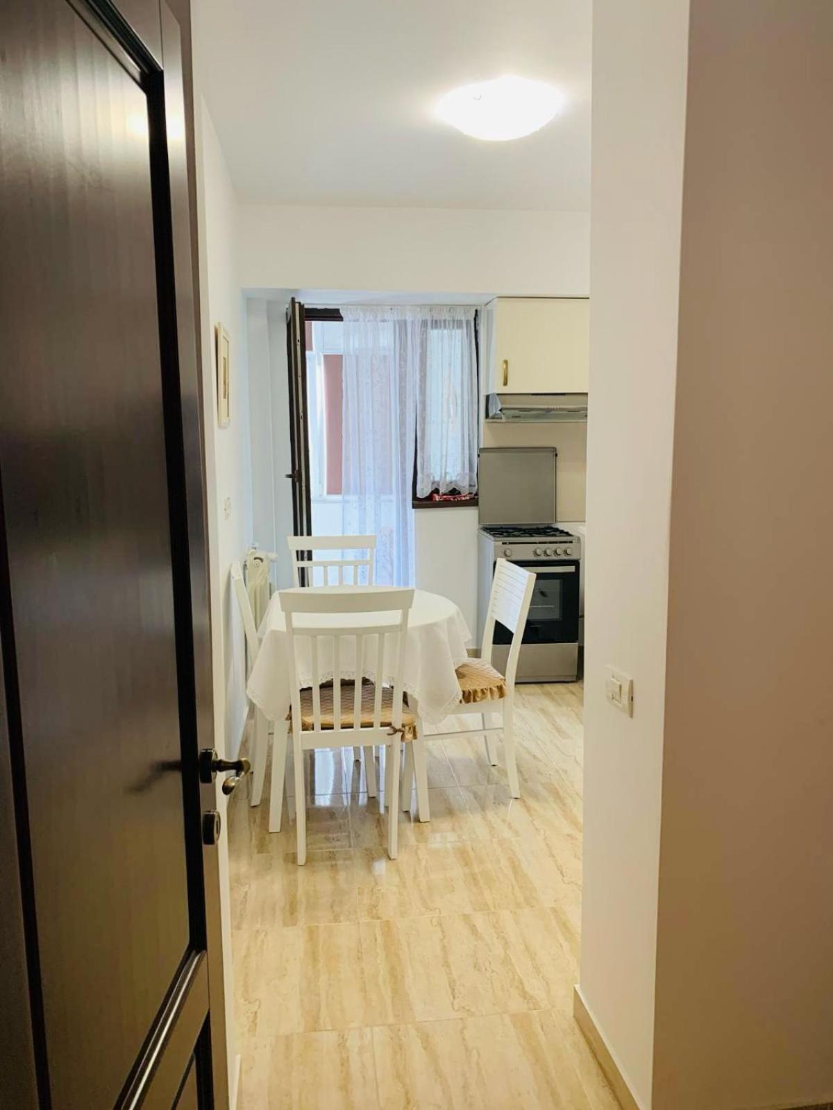 Sofiart Apartment Bukarest Kültér fotó